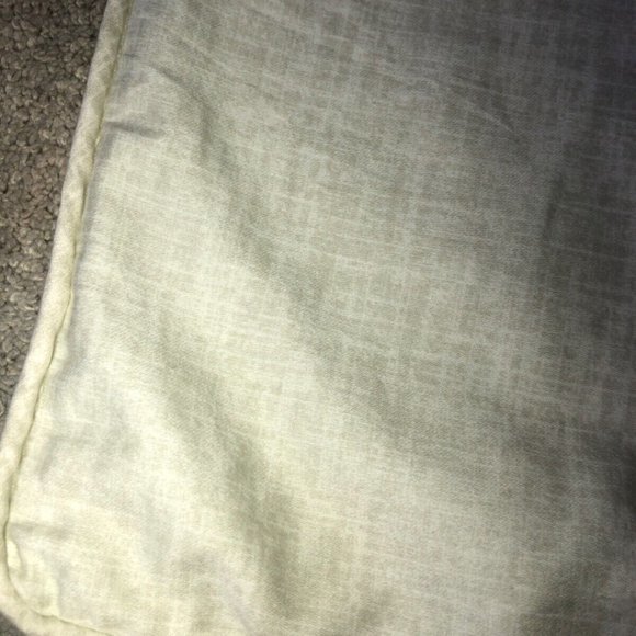 Tommy Bahama Home King Size Pillow Sham‎ Case Green Cream Floral Leaf Print (1) - Picture 8 of 13